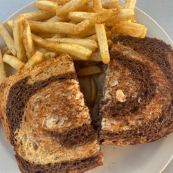 Universal Joint - Patty Melt