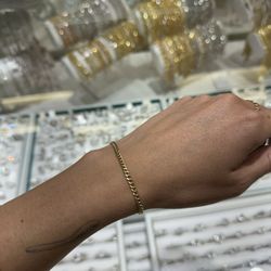 Hoan Anh Jewelry - LOVE HOÀN ANH JEWELRY! TINA IS THE BEST