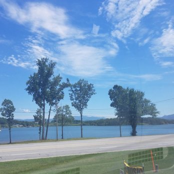 Sand Bar & Grille - New American Near Me - Hiawassee, Georgia