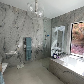 Surface Art Countertops - Primary Bath wrapped in Dolomite - Kitchen & Bath Near Me - Healdsburg, California Surface Art Countertops - Primary Bath wrapped in Dolomite - Kitchen & Bath Near Me - Healdsburg, California