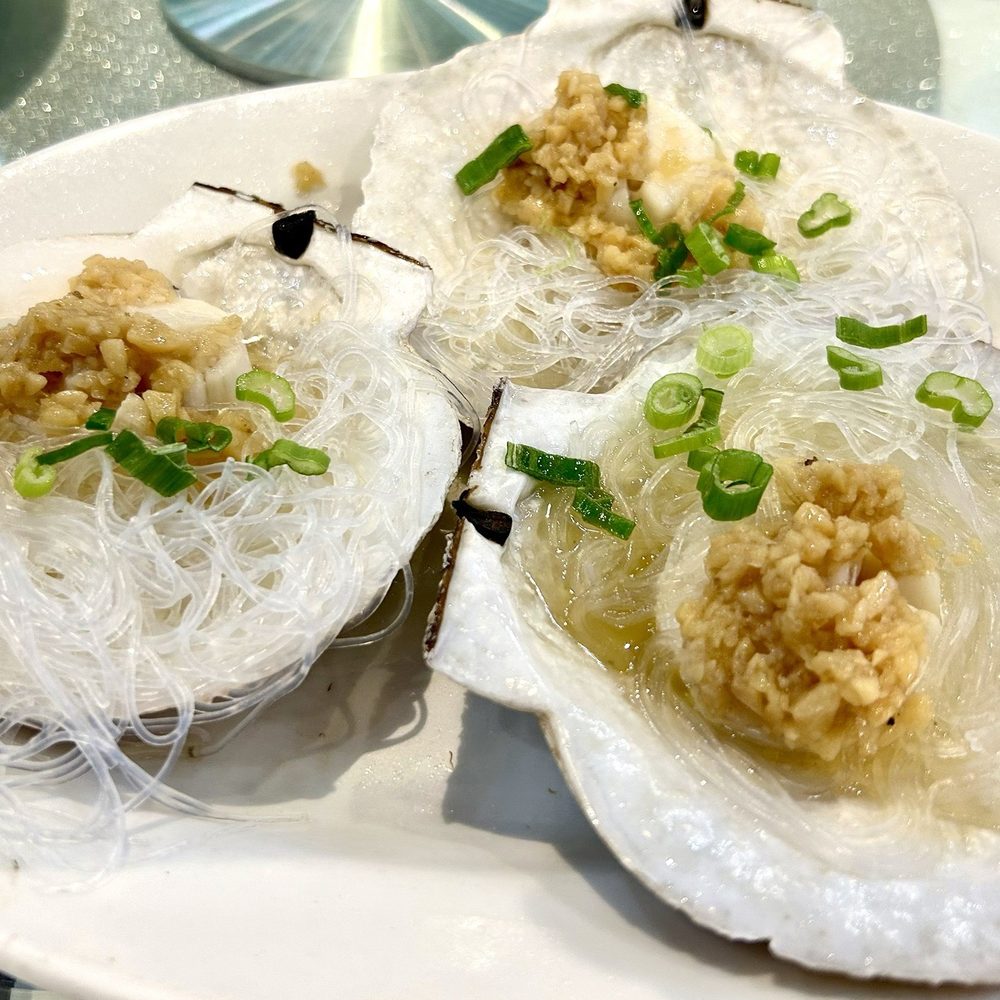 Flavourful House - Steamed scallops with garlic and vermicelli - Chinese Near Me - Richmond Hill, Ontario Flavourful House - Steamed scallops with garlic and vermicelli - Chinese Near Me - Richmond Hill, Ontario