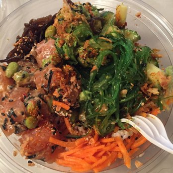 Pokito - Generous portions of toppings - Hawaiian Near Me - Toronto, Ontario