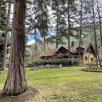 Weasku Inn Historic Resort - Hotels Near Me - Grants Pass, Oregon