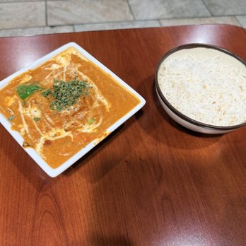 Hyderabad House - Chicken Tikka Masala Curry - Indian Near Me - Columbia, South Carolina