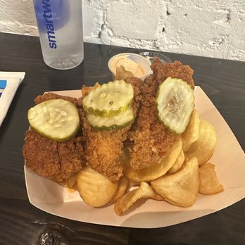 Scratch Cookery - 2 chicken tender! They gave me an extra - Food Trucks Near Me - San Jose, California