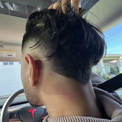 Goon's Barber Lounge
