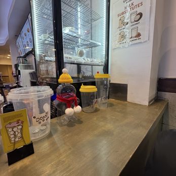 Uni Uni Uptown - Chicago - Bubble Tea Near Me - Chicago, Illinois Uni Uni Uptown - Chicago - Bubble Tea Near Me - Chicago, Illinois