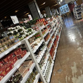 Eataly - Chicago - Pizza Near Me - Chicago, Illinois