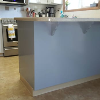 Oren Painting - Two toned island - Painters Near Me - Tigard, Oregon Oren Painting - Two toned island - Painters Near Me - Tigard, Oregon