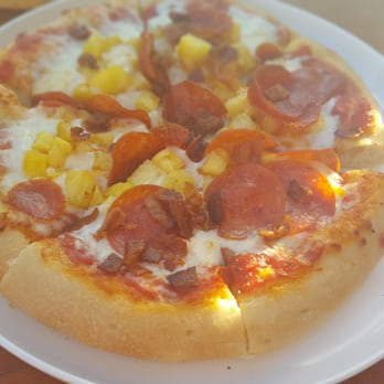 Seaview Terrace - Pizza with pepperoni, bacon, and extra pineapple - delicious! - Coffee & Tea Near Me - Poipu, Hawaii Seaview Terrace - Pizza with pepperoni, bacon, and extra pineapple - delicious! - Coffee & Tea Near Me - Poipu, Hawaii