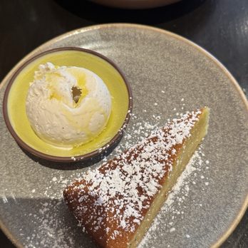 La Marcha Tapas Bar - Spanish Near Me - Berkeley, California