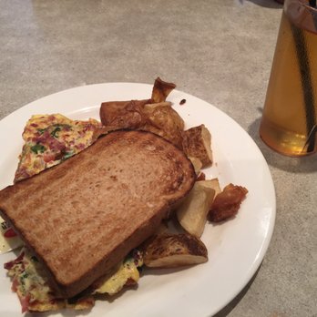 The Paramount - Toast was really good. - Breakfast & Brunch Near Me - Boston, Massachusetts The Paramount - Toast was really good. - Breakfast & Brunch Near Me - Boston, Massachusetts