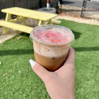 Lovebird Cafe + Market - Strawbella - Cafes Near Me - Brick, New Jersey