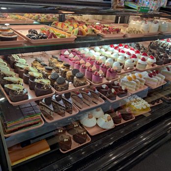 The Oasis Cafe - Cake and Tarts Apr 2022 - Cafes Near Me - Flushing, New York