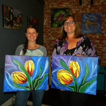 Lovejoy Creations - Painting lovely tulips with LoveJoy! - Art Classes Near Me - Sedona, Arizona Lovejoy Creations - Painting lovely tulips with LoveJoy! - Art Classes Near Me - Sedona, Arizona