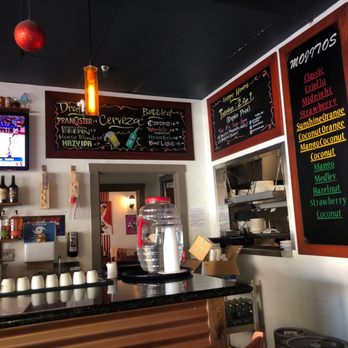 El Criollo Bar & Grill - Cuban Near Me - Burbank, California