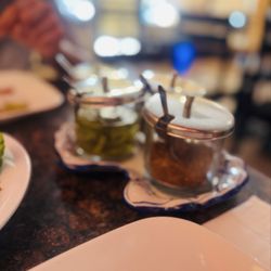 Suthathip Thai Restaurant - Condiments