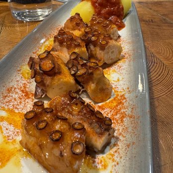 Cañete - Octopus - Tapas/Small Plates Near Me - Barcelona, B