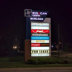 Riocan Centre Burloak - Signage