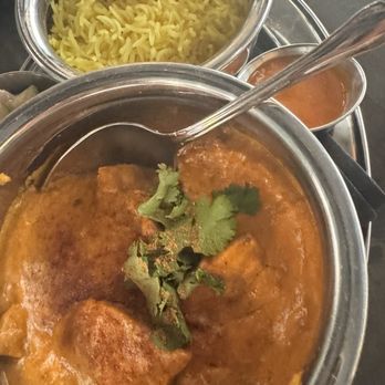 Marigold - Butter chicken - Indian Near Me - Cincinnati, Ohio