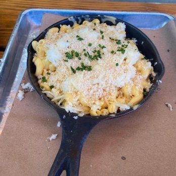 Fire Ant Brewing - Mac n Beer Cheese - Bars Near Me - Tomball, Texas