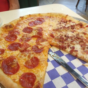 Bella Napoli - The 14" pizza. What can I say..it's homemade pizza dough!! - Pizza Near Me - Cumberland, Maryland