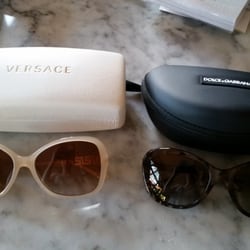 Sunglass Hut