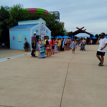 Raging Waves Waterpark - Line for ice cream, one open window hard to tell but about 30 people in line - Amusement Parks Near Me - Yorkville, Illinois