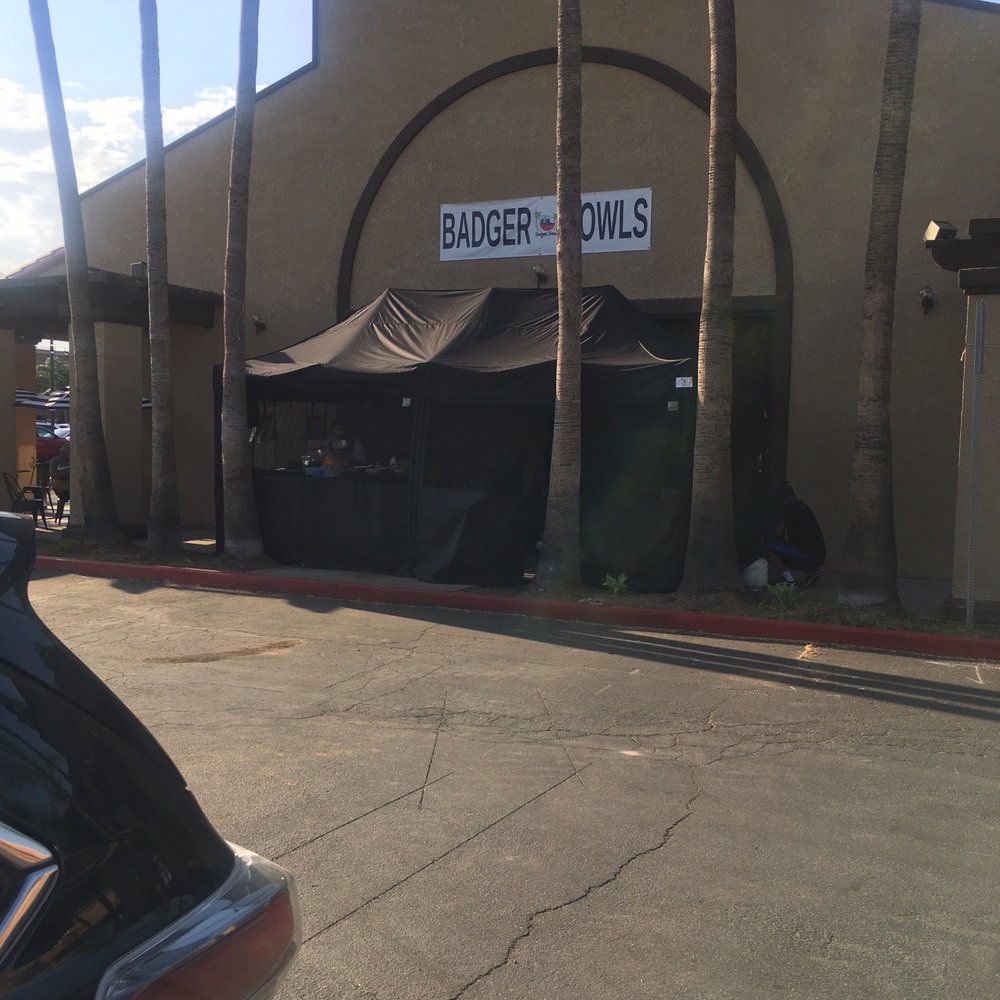 WingMan Redlands - The Wingman spot right now for Fri/Sat - Chicken Wings Near Me - Redlands, California WingMan Redlands - The Wingman spot right now for Fri/Sat - Chicken Wings Near Me - Redlands, California