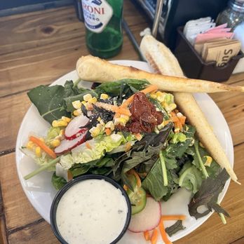 Old County Inn - Even the salads are good here. - Pizza Near Me - Pine, Arizona