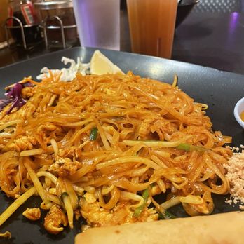 TreeHouse Thai - Pad Thai - Thai Near Me - Culver City, California TreeHouse Thai - Pad Thai - Thai Near Me - Culver City, California