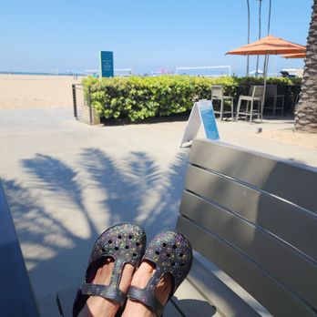 Annenberg Community Beach House - Plenty of tables and shade - Venues & Event Spaces Near Me - Santa Monica, California Annenberg Community Beach House - Plenty of tables and shade - Venues & Event Spaces Near Me - Santa Monica, California