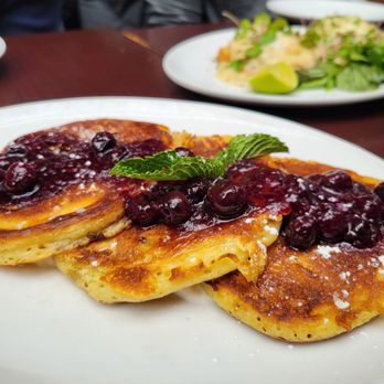 Alden & Harlow - sourdough pancakes - American Near Me - Cambridge, Massachusetts Alden & Harlow - sourdough pancakes - American Near Me - Cambridge, Massachusetts