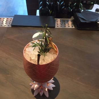 Matador Bar - Pineapple drink - Cocktail Bars Near Me - Miami Beach, Florida