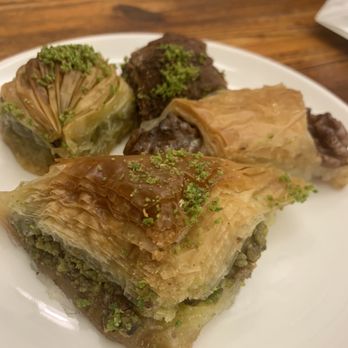 Çiğdem Pastanesi - Bakeries Near Me - Istanbul, 34 Çiğdem Pastanesi - Bakeries Near Me - Istanbul, 34