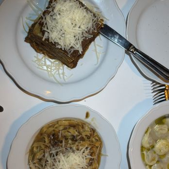 I Sodi - lasagna, carmelized onion pasta, tortilini en brodo - Tuscan Near Me - New York, New York I Sodi - lasagna, carmelized onion pasta, tortilini en brodo - Tuscan Near Me - New York, New York