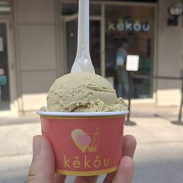 rosewater pistachio (1 scoop)
