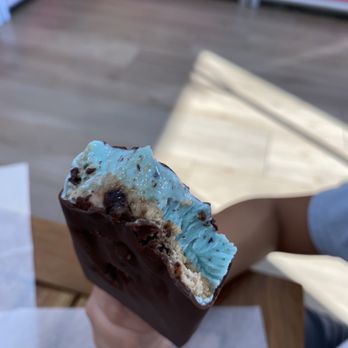 La Michoacana Elite - Chocolate dipped Cookie Monster - Ice Cream & Frozen Yogurt Near Me - Moorpark, California La Michoacana Elite - Chocolate dipped Cookie Monster - Ice Cream & Frozen Yogurt Near Me - Moorpark, California