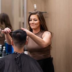 1924 Fine Men’s Salon - Barrington - Stylist/barber Emily scissor cut