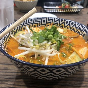 Grub - Tom Kha Vegetarian Noodle Soup - Asian Fusion Near Me - West Nyack, New York Grub - Tom Kha Vegetarian Noodle Soup - Asian Fusion Near Me - West Nyack, New York