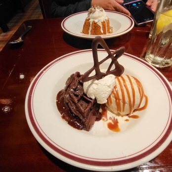 Mike's American - Flourless Chocolate Waffle - American Near Me - Springfield, Virginia