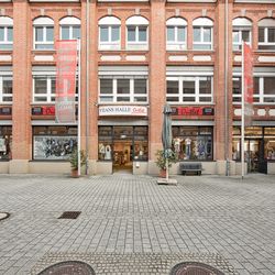 Yeans Halle