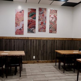 eSushi - A small side room off of the main dining room. - Japanese Near Me - Mt Prospect, Illinois eSushi - A small side room off of the main dining room. - Japanese Near Me - Mt Prospect, Illinois
