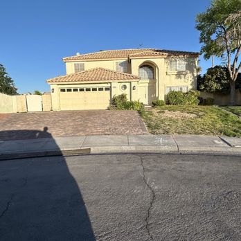 Lozoya Services - Before: Grass removal-- conversion to rock Photo 1 - Landscaping Near Me - Las Vegas, Nevada Lozoya Services - Before: Grass removal-- conversion to rock Photo 1 - Landscaping Near Me - Las Vegas, Nevada