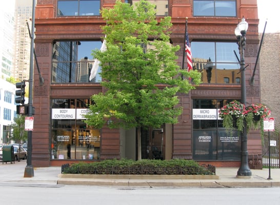Brian Braithwaite Md Aesthetic Institute Of Chicago BRIAN M BRAITHWAITE, MD - Updated June 2025 - 73 Reviews - 601 W