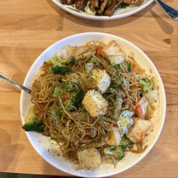 Sushi Cafe - Yakisoba with tofu - Japanese Near Me - Renton, Washington Sushi Cafe - Yakisoba with tofu - Japanese Near Me - Renton, Washington