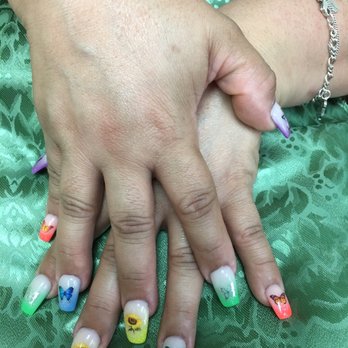 Q Hair & Nails - Nail Salons Near Me - Needville, Texas