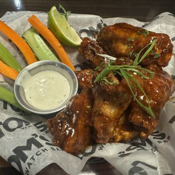 Tom's Watch Bar - Jamaican Jerk Wings - Sports Bars Near Me - Denver, Colorado Tom's Watch Bar - Jamaican Jerk Wings - Sports Bars Near Me - Denver, Colorado