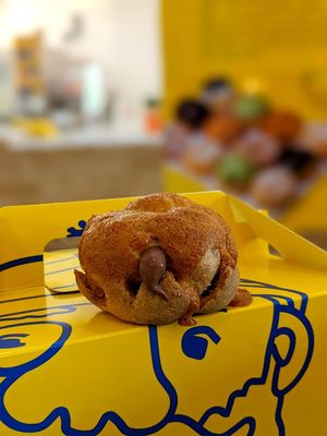 Beard Papa's by null