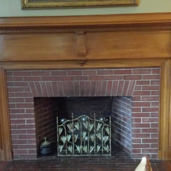 Castle Hill Resort and Spa - This is the fireplace in room 4. - Hotels Near Me - Proctorsville, Vermont